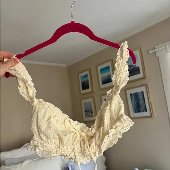 Urban Outfitters Off The Shoulder Top - Picture 2 of 4